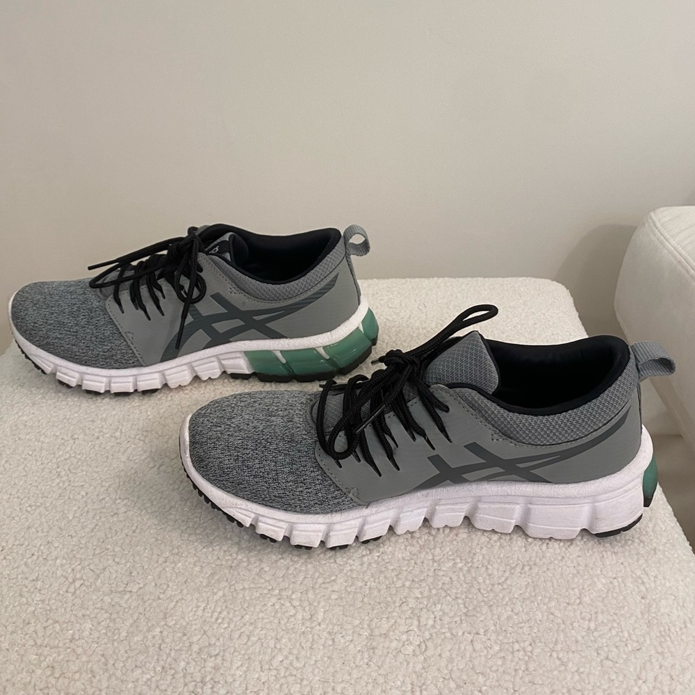 Asics Running Sneaker